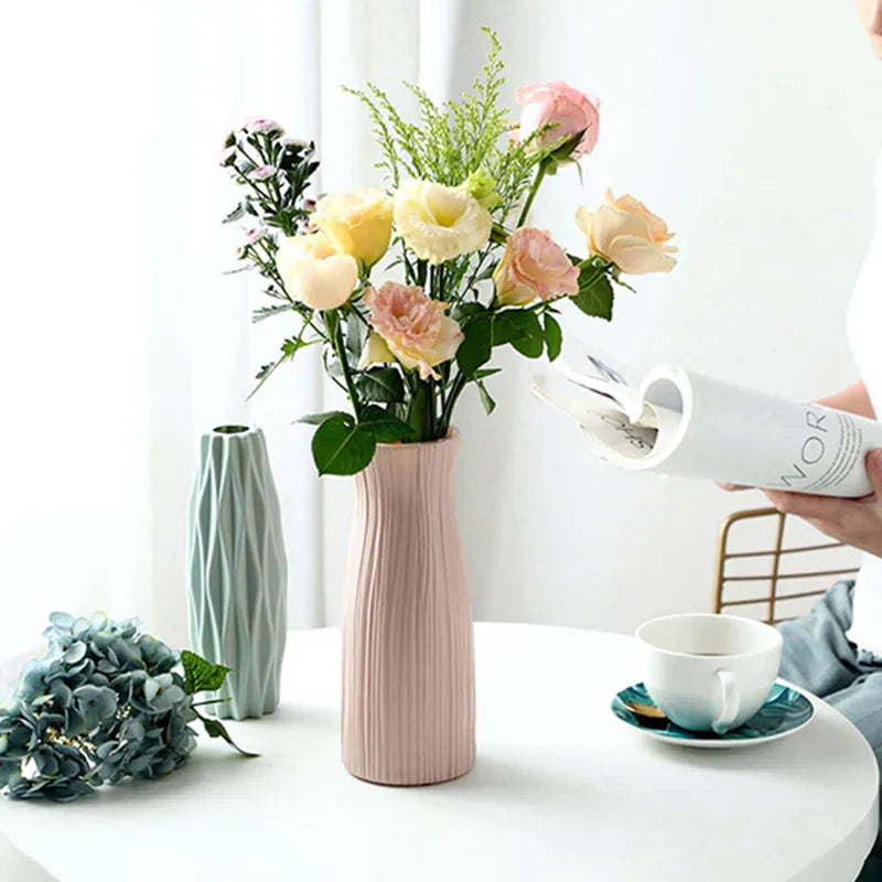 Modern Stile Vases